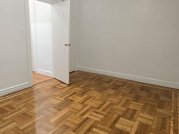 4th image of 735 Walton Ave APT C1