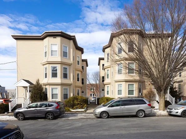 29-35 Sagamore St, Lynn, MA 01902