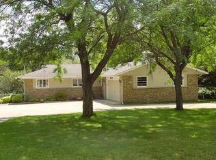 W4795 Potter Rd, Elkhorn, WI 53121