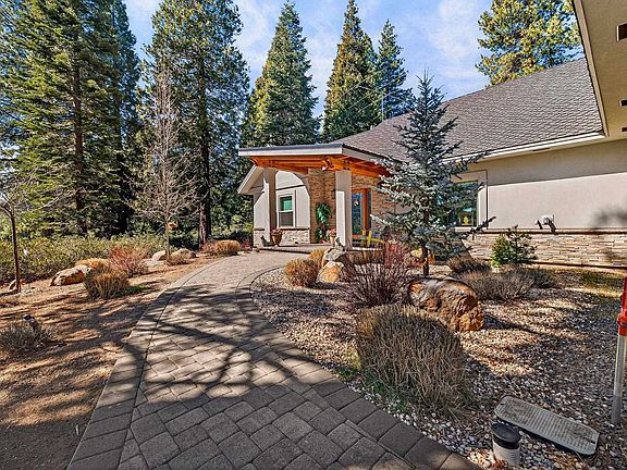 2nd image of 299 Alpine Fir Rd