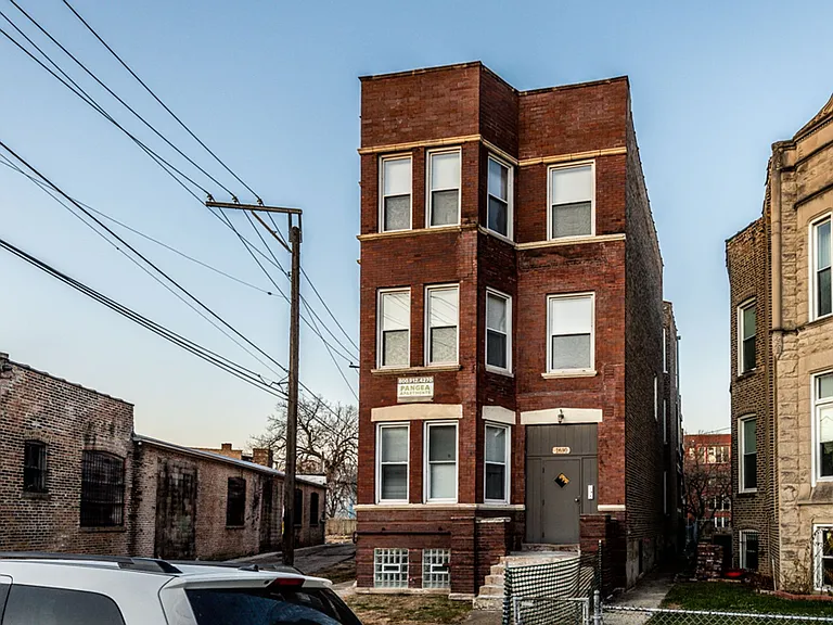 1630 S Sawyer Ave — Photo 18