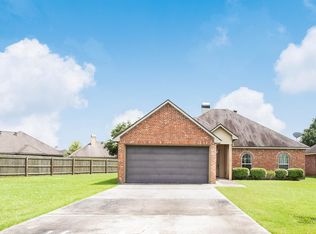 112 Summit Crest Dr, Youngsville, LA 70592
