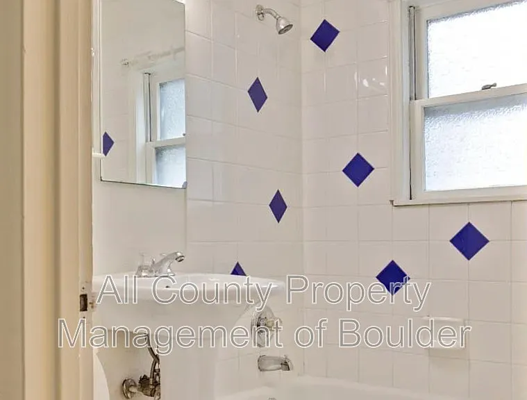 732 Alpine Ave — Photo 8
