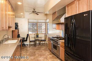 4th image of 2916 E Cannes St