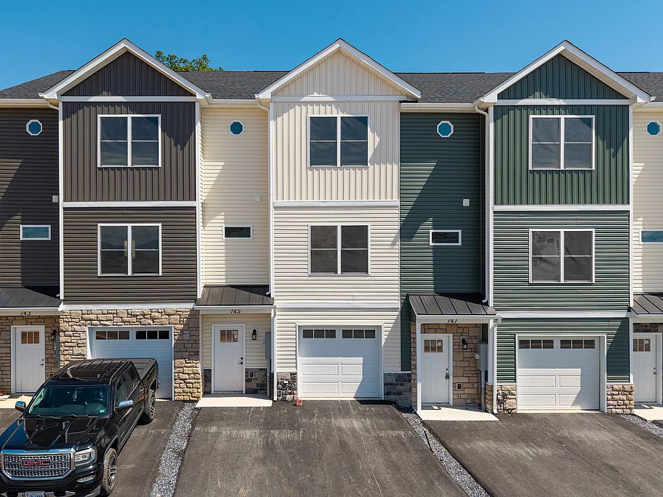 1st image of 745 Zephyr Dr