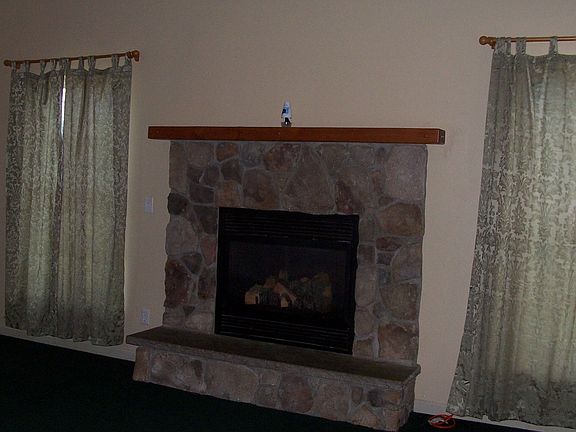 3rd image of 29 Twin Island Cir