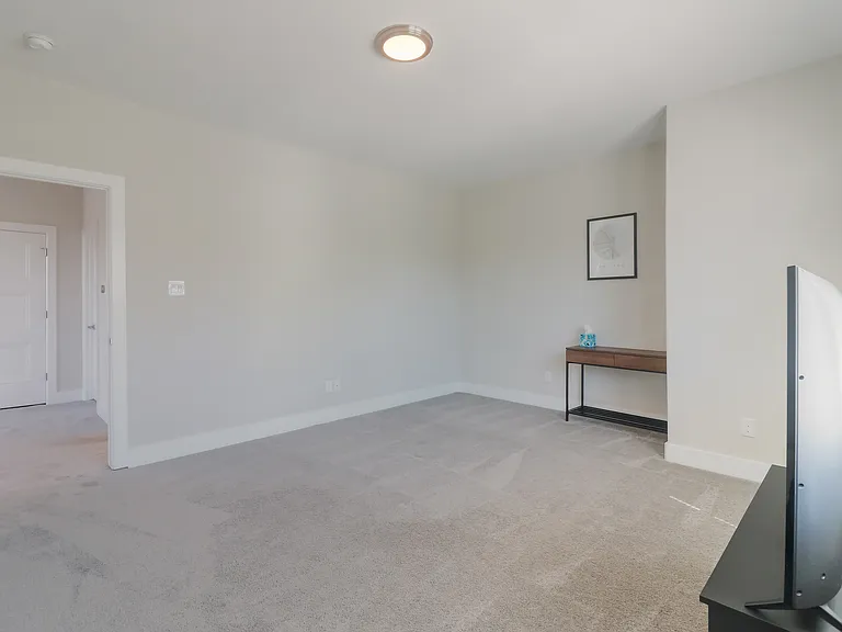 1975 Angelina Dr — Photo 29