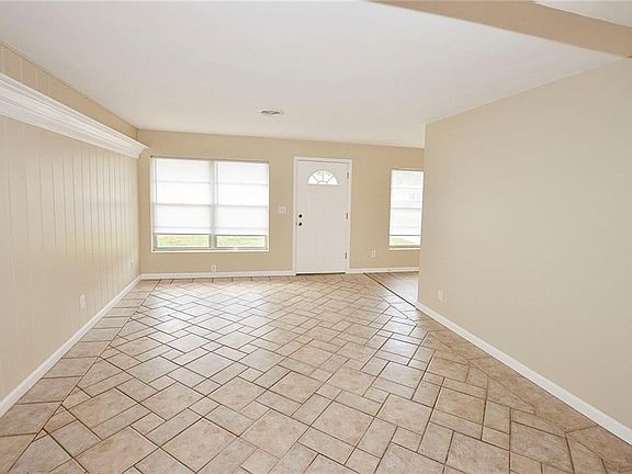 5th image of 916 24th Ave