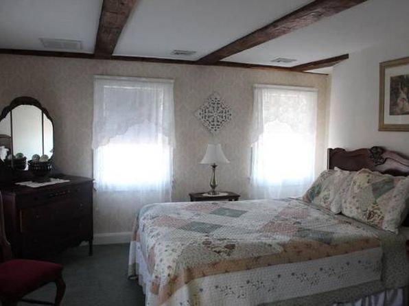 6 Portland Ave #3