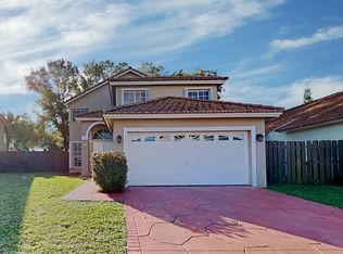 5371 SW 154th Pl, Miami, FL 33185