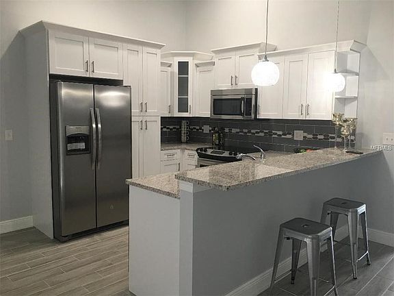 5th image of 9006 Bana Villa Ct