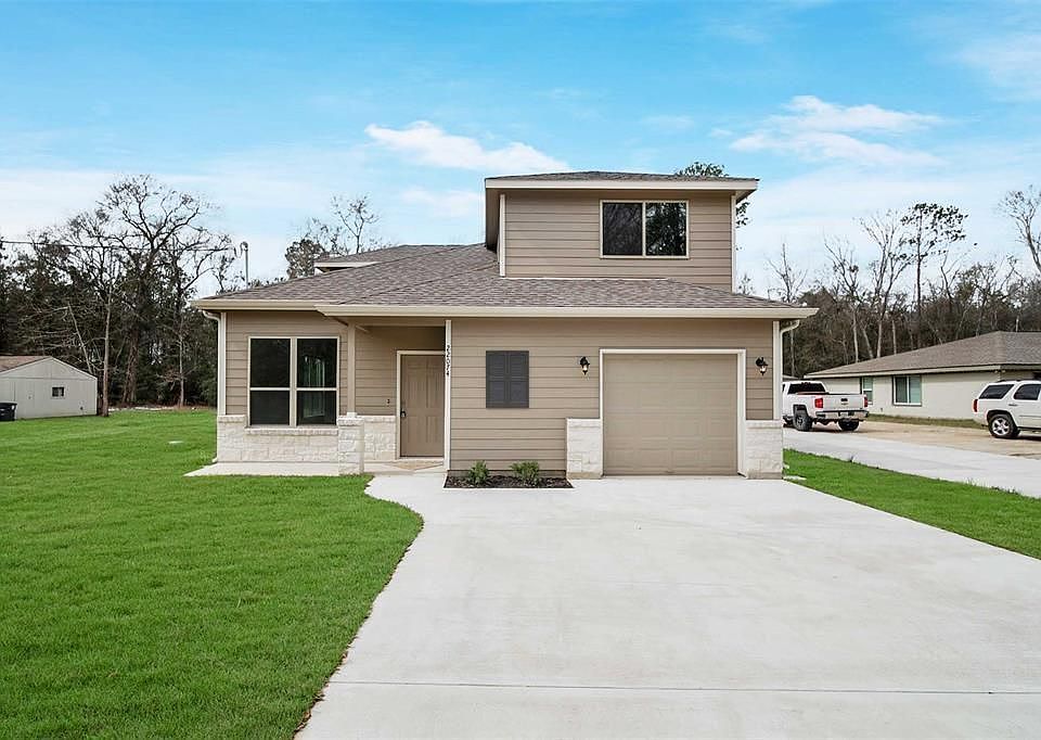 1st image of 22074 Heatherwood Dr