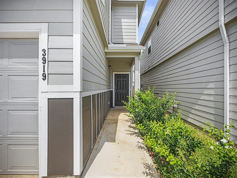 3919 Faletti Dr — Photo 22