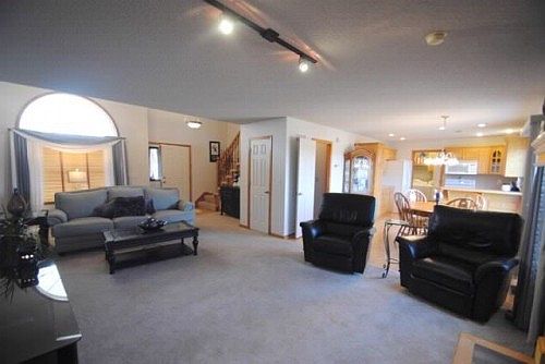 5th image of 10700 Wagon Trail Ct