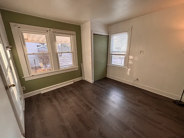 737 N Spring St — Photo 16