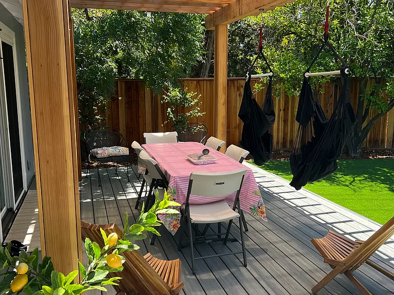 813 Miles Ct — Photo 18