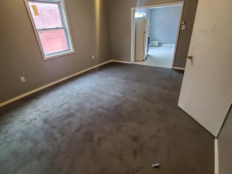 473 Howard St — Photo 6