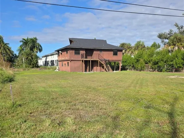 16540 Wisteria DR, FORT MYERS, FL 33908