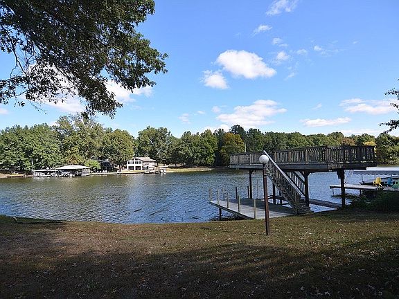 2nd image of 13 Armstrong Dr