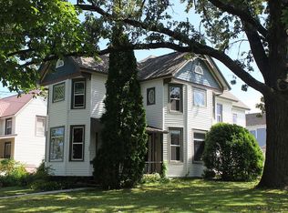 1033 Ohio St, Darlington, WI 53530