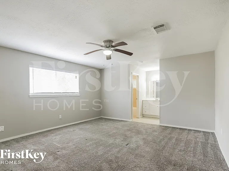 3607 Dawnwood Dr — Photo 7