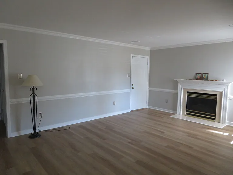 709-B Fort Hayes Ct — Photo 13