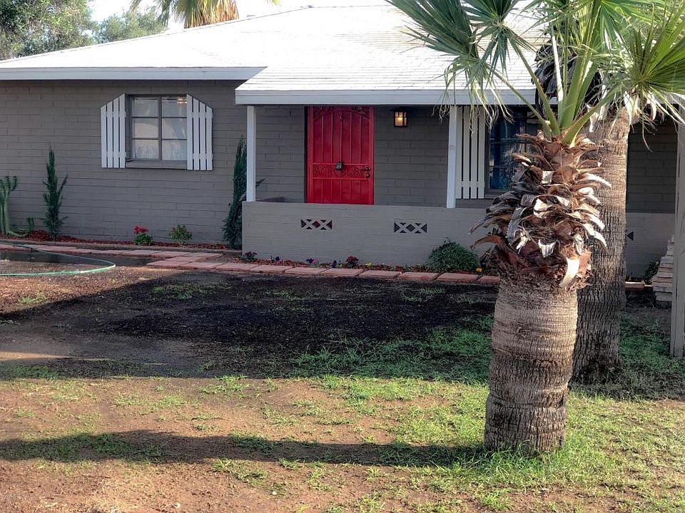 1st image of 3007 E Grovers Ave