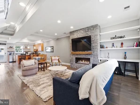 226 S St NE, Washington, DC 20002