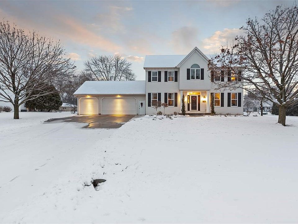 1st image of 118 Old Orchard Ln
