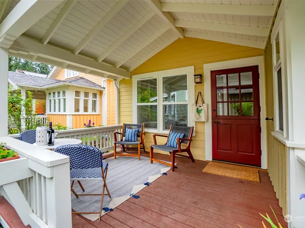 318 N 160th Place, Shoreline, WA 98133