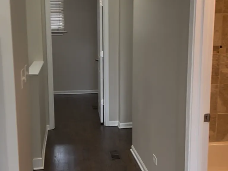 903 S 5th Ave — Photo 8