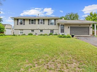 8216 Lad Pkwy, Brooklyn Park, MN 55443