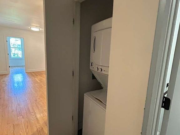 3rd image of 363 Neptune Ave APT 1A