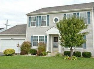 10318 Fleetwood St, Huntley, IL 60142
