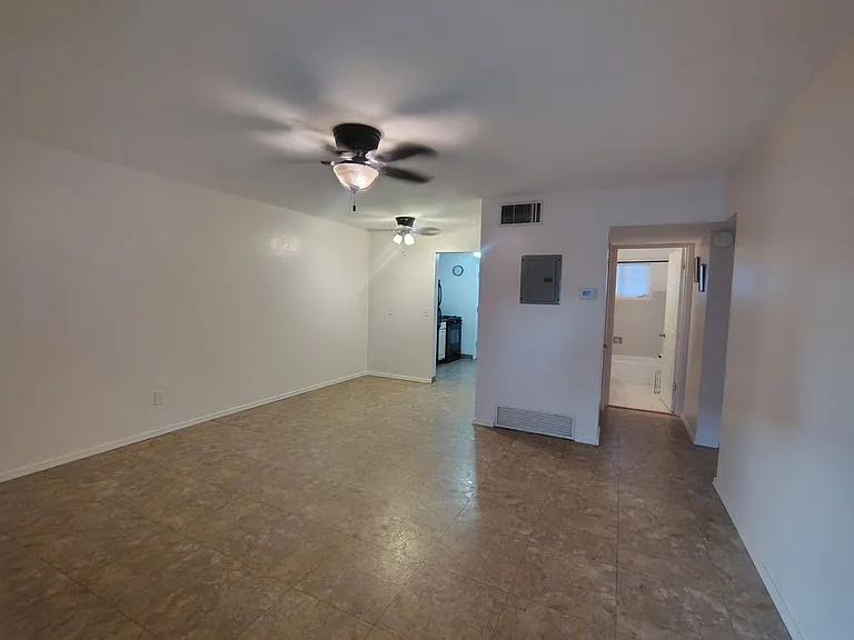 3302-3308 E Glenn St — Photo 38