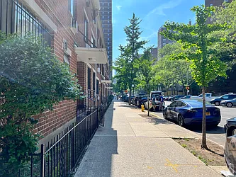 Rented by Gulia Wang, LREB