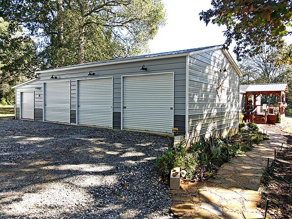 2nd image of 460 Holly Point Dr