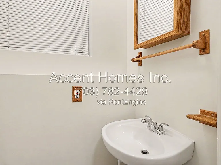 21217 Millwood Sq — Photo 20
