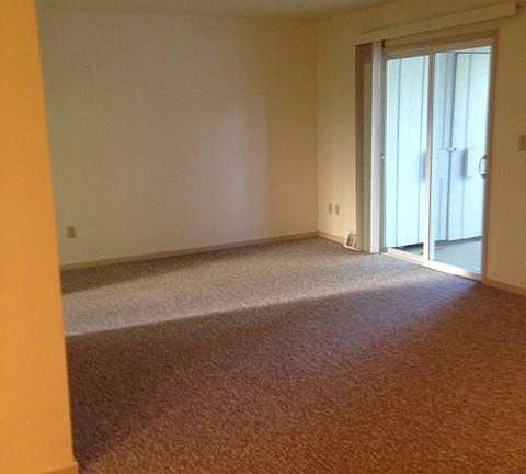 4th image of 2868 Chokeberry Pl APT 2