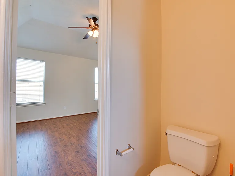 14034 Maximos Dr — Photo 20