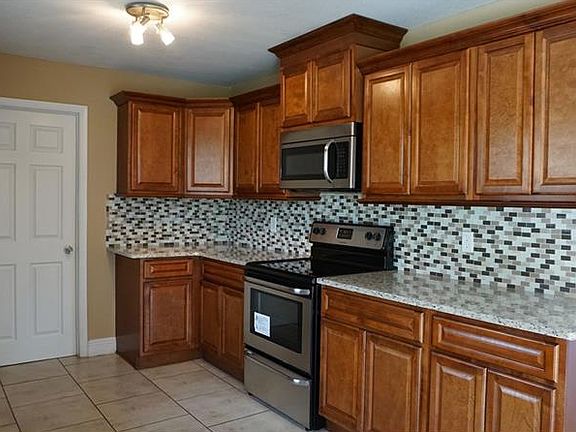 3rd image of 94 Zacalo Way