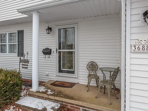 2nd image of 36880 Valleyview Dr