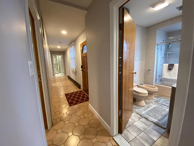 247 Montclair Ave — Photo 23