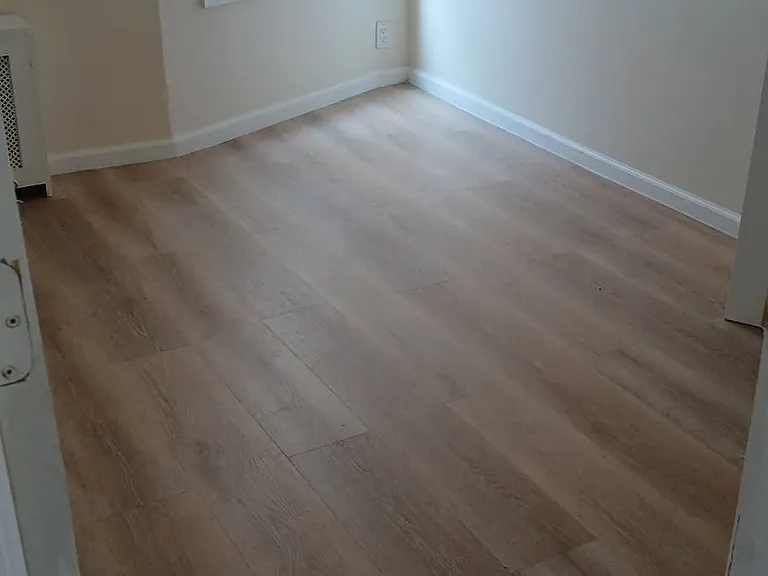 3201 Cruger Ave #2R — Photo 2