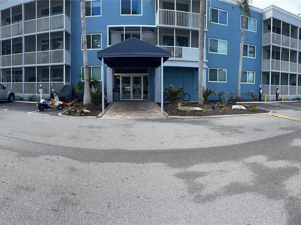 2700 Coconut Bay Ln #3C-433, Sarasota, FL 34237