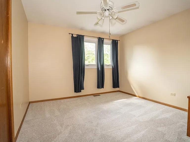 16409 Winding Creek Rd — Photo 14