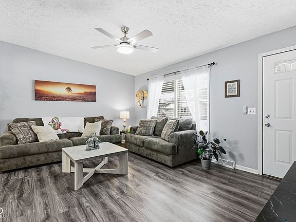 5th image of 1423 Ashley Dr