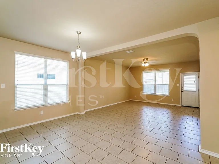 13426 Frio Parke — Photo 5