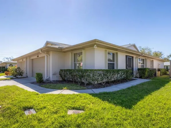 4338 Center Pointe Ln #5, Sarasota, FL 34233