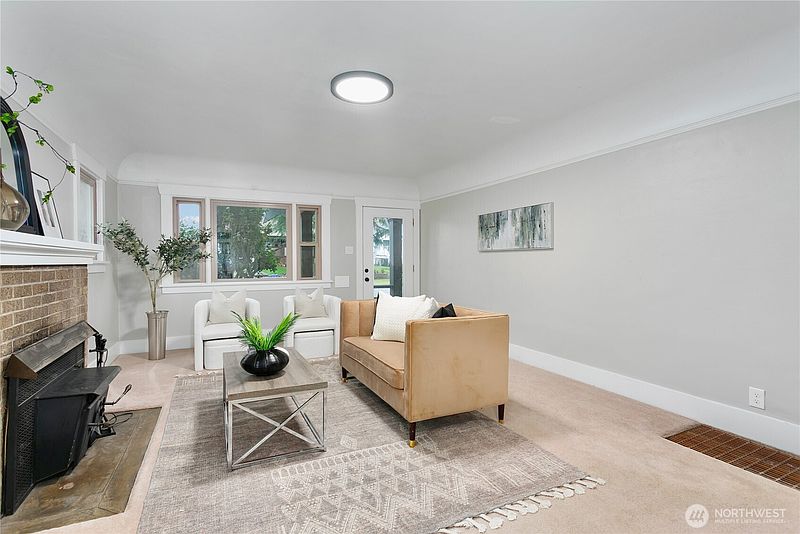 3rd image of 4822 S L Street